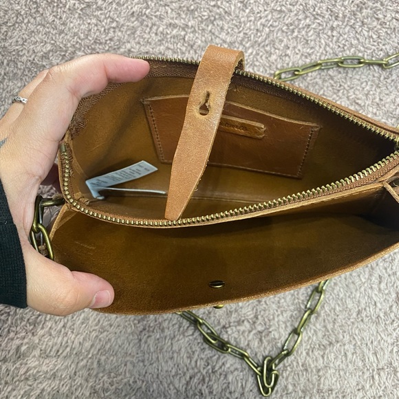 Bag9 The Transport Accordion Crossbody - Picture 5 of 6